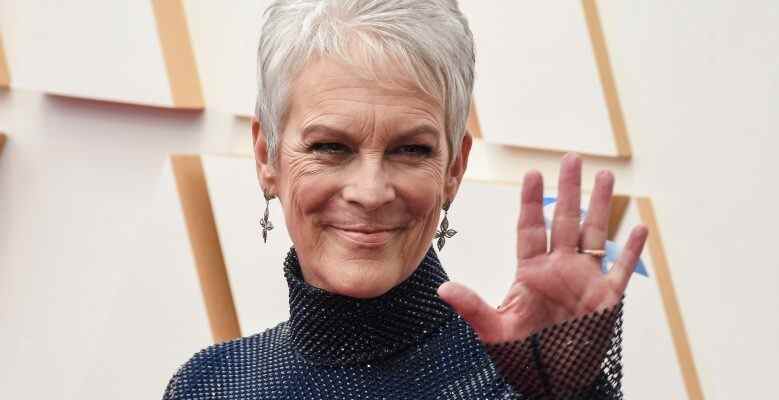 Jamie Lee Curtis walking on the red carpet at the 94th Academy Awards held at the Dolby Theatre in Hollywood, CA on March 27, 2022. (Photo by Sthanlee B. Mirador/Sipa USA)(Sipa via AP Images)