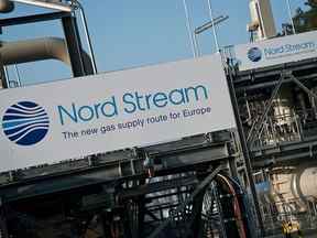Les responsables ont averti que la Russie pourrait fermer Nord Stream à long terme après la période de maintenance de deux semaines sur la plus grande liaison gazière de la Russie vers l'Europe.  Les débits avaient déjà été réduits de 60% en juin à cause du problème des turbines, ce qui a entravé les efforts de l'Allemagne pour stocker suffisamment d'approvisionnements pour l'hiver.
