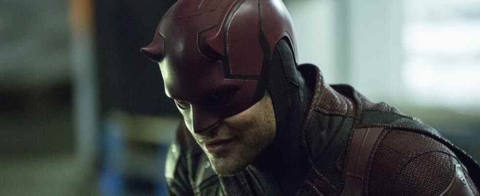 Matt in costume in Daredevil