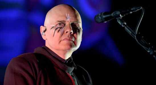 Le chanteur de Smashing Pumpkins, Billy Corgan, organise un spectacle-bénéfice pour les victimes de la fusillade de Highland Park