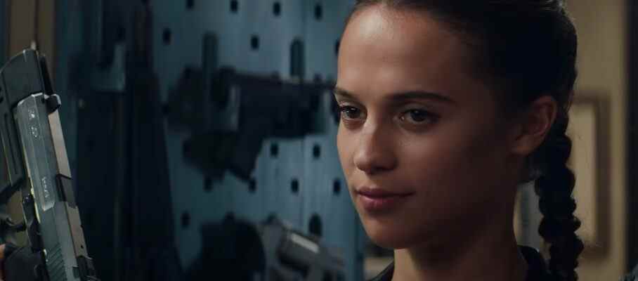 Le film Tomb Raider est en vente alors que MGM et la star de la série Alicia Vikander abandonnent