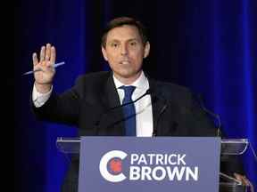 Patrick Brown lors du débat à la direction du Parti conservateur du Canada en français à Laval, au Québec, le 25 mai 2022.