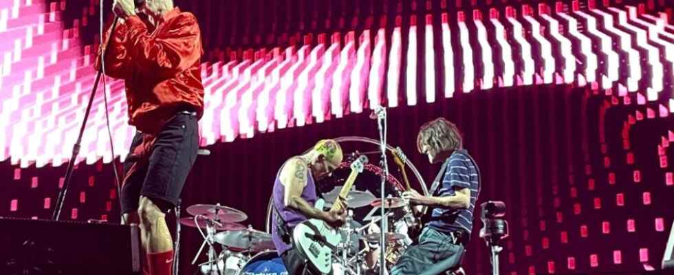 Les Red Hot Chili Peppers annoncent un nouvel album lors de l'ouverture de la tournée Soggy Denver : la revue de concert Les plus populaires doivent être lues Inscrivez-vous aux newsletters Variety Plus de nos marques