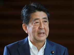 L'ancien Premier ministre japonais Shinzo Abe a été attaqué et saigné lors d'un événement de campagne dans la région de Nara le vendredi 8 juillet 2022, ont rapporté les médias locaux.