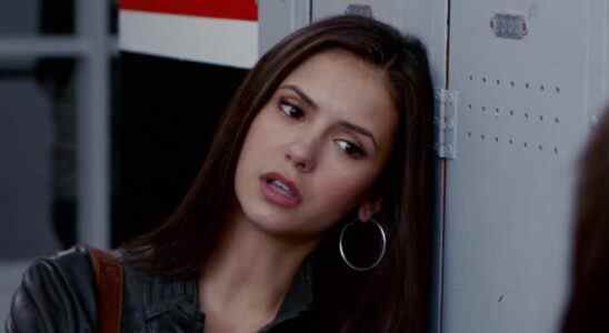 The Vampire Diaries Nina Dobrev révèle comment l'obtention du rôle d'Elena a condamné sa relation amoureuse à l'époque