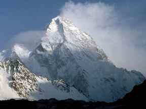 La montagne K2 de 8 616 mètres de haut dans la chaîne du Karakoram, au Pakistan.