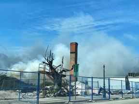 BC Wildservice répond à un incendie violent près de Lytton, en Colombie-Britannique
