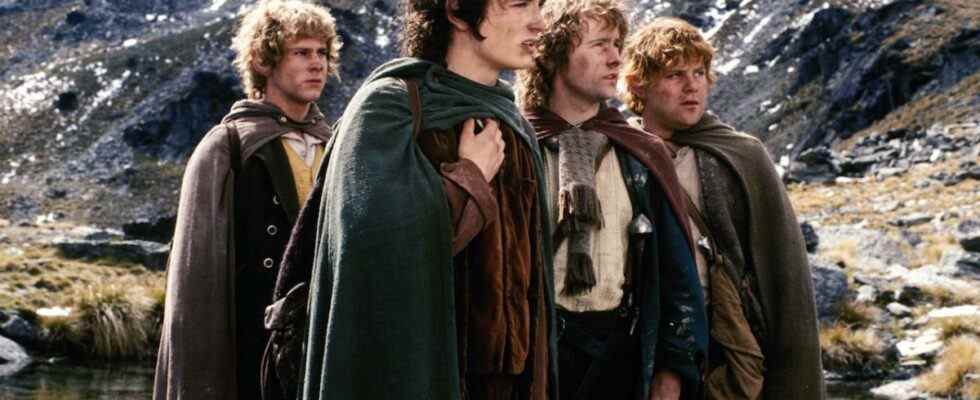Voir les quatre hobbits de LOTR se réunir dans un restaurant et faire totalement la journée d'un fan à proximité