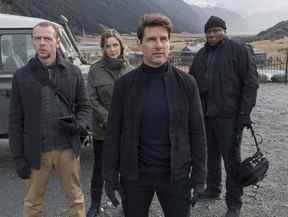 Cette image publiée par Paramount Pictures montre, de gauche à droite, Simon Pegg, Rebecca Ferguson, Tom Cruise et Ving Rhames dans une scène de 