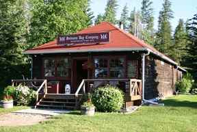 Une photo du Old Post Lodge près de Thunder Bay, tirée de son site Web.