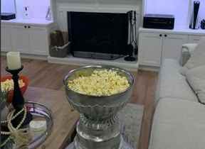 La coupe Stanley est un trophée iconique mais une version 3-D peut aussi servir de popcorn born.  PHOTO FOURNIE