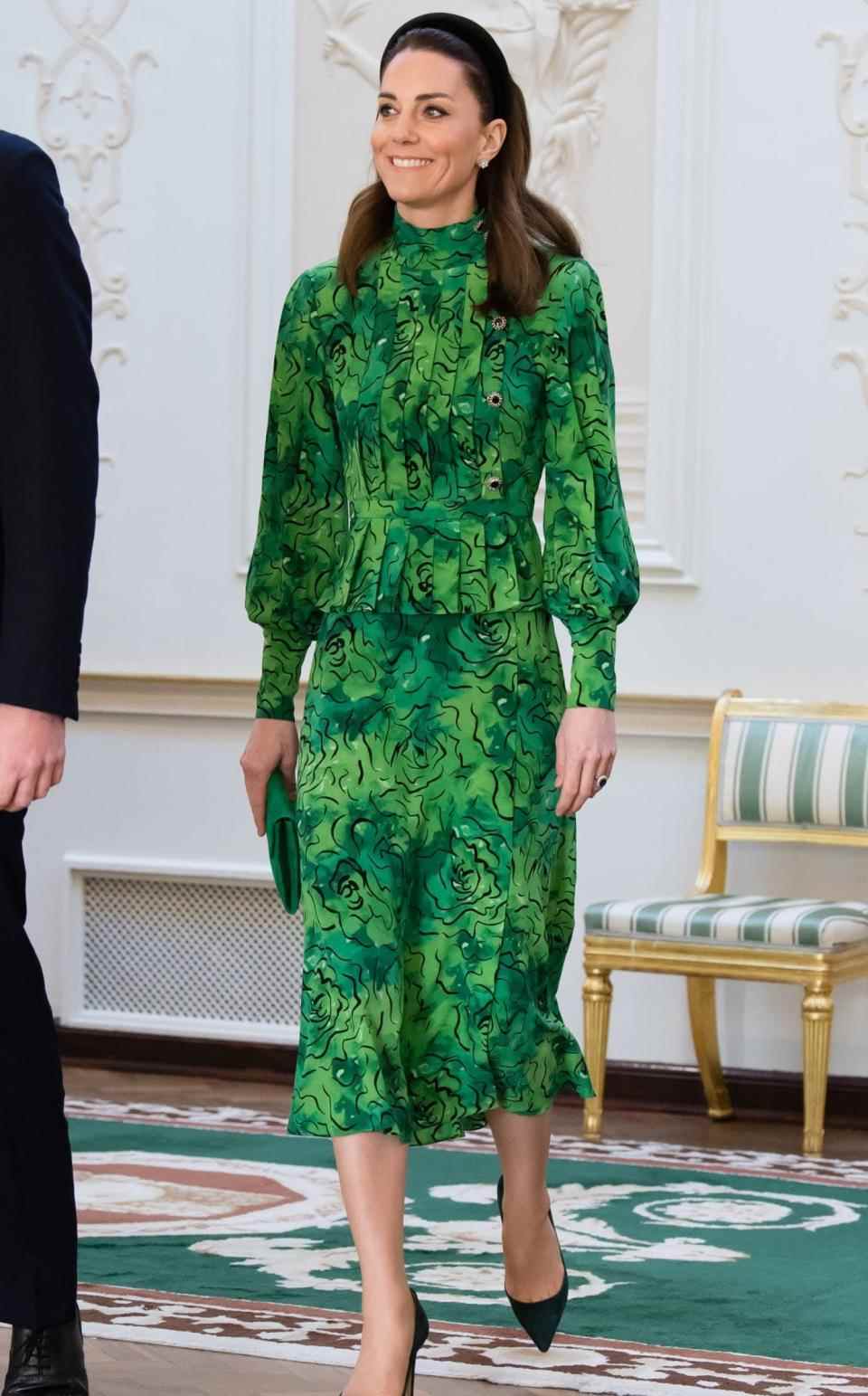La duchesse de Cambridge portait une robe émeraude de Rich pour rencontrer le président irlandais - Samir Hussein 