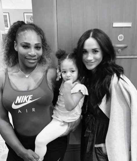 Serena Williams a posté cette photo d'elle-même et de Meghan sur son Instagram mardi soir