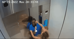 Des images de vidéosurveillance montrent la star d'OnlyFans, Courtney Clenney, attaquant son petit ami.  Elle est accusée de l'avoir tué intentionnellement.  PROCUREUR DU DISTRICT DE MIAMI