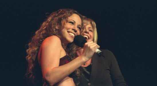 Mariah Carey rend hommage à Olivia Newton-John, se souvient d'avoir chanté "Hopelessly Devoted" sur scène avec ses incontournables les plus populaires