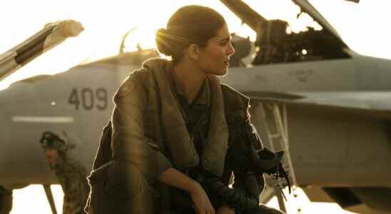 Pourquoi Top Gun: Monica Barbaro de Maverick "a impressionné tout le monde" dans le département aérien du film Tom Cruise