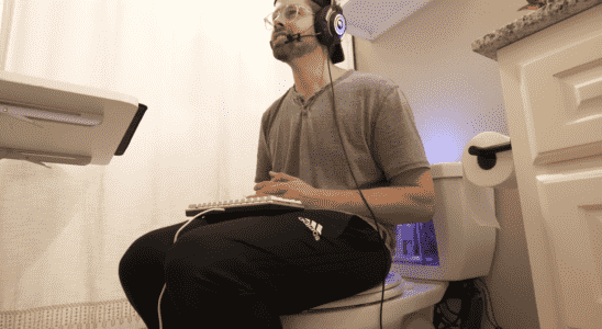 Un YouTuber a transformé des toilettes en PC de jeu