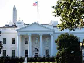 La pelouse nord de la Maison Blanche est vue à Washington, DC, le 2 octobre 2020.