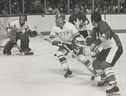 Du dossier d'archives : Sports : Hockey, International 1972 : Équipe Canada contre Jeux de l'URSS au Canada. 