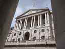 La Banque d'Angleterre a relevé son taux directeur à 2,25% contre 1,75% jeudi.