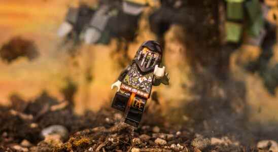 Le superbe art Lego utilise la micro-photographie minifig pour créer des épopées fantastiques.