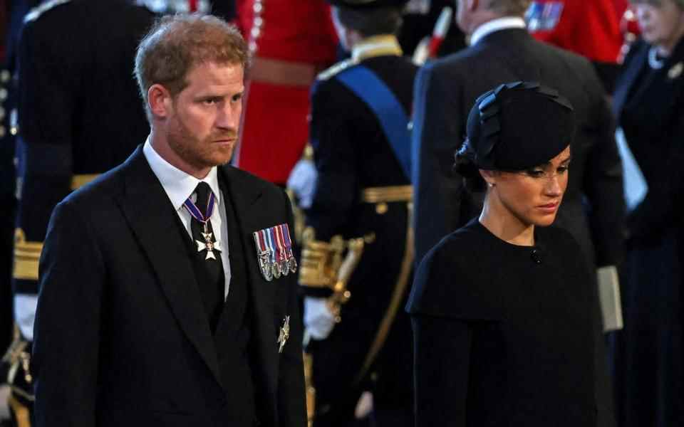 Le duc et la duchesse de Sussex sont restés au Royaume-Uni plus longtemps que prévu, après la mort de la reine Elizabeth II - Alkis Konstantinidis/AFP via Getty Images