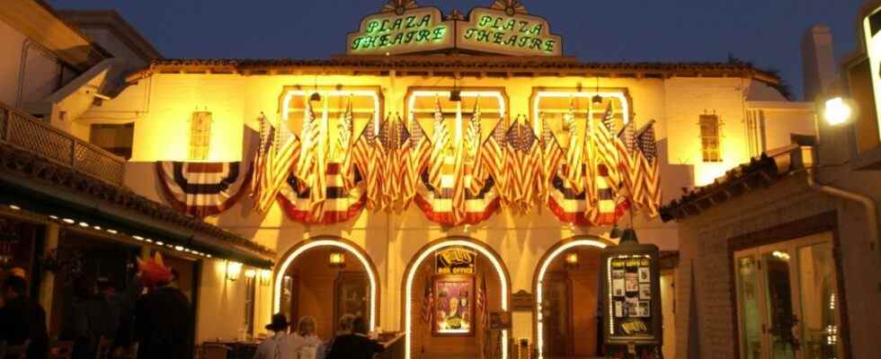 Alice Cooper, Josh Homme et d'autres rockers se joignent à un concert au profit de la restauration du théâtre historique de Palm Springs.