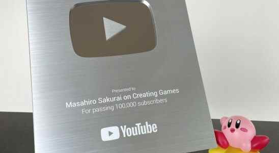 Aléatoire : Masahiro Sakurai montre son bouton de lecture argenté sur YouTube