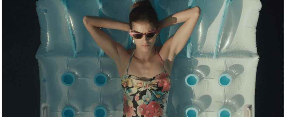 "Amanda" de Carolina Cavalli lance un premier clip avant la première de Venise (EXCLUSIF) Les plus populaires doivent être lus