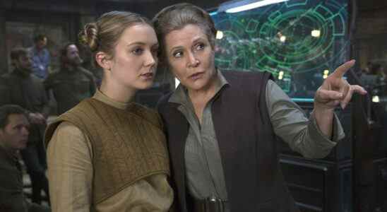 Billie Lourd and Carrie Fisher on the set of Star Wars: The Force Awakens
