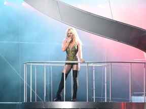 Britney Spears se produit à Taipei en 2017.