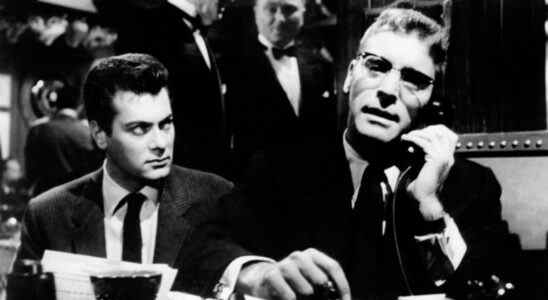 SWEET SMELL OF SUCCESS, from left, Tony Curtis, Burt Lancaster, 1957