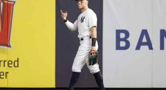 NEW YORK, NEW YORK - SEPTEMBER 22: Aaron Judge #99 of the New York Yankees reacts after making an out with a throw to second during the ninth inning against the Boston Red Sox at Yankee Stadium on September 22, 2022 in the Bronx borough of New York City. The Yankees won 5-4. (Photo by Sarah Stier/Getty Images)