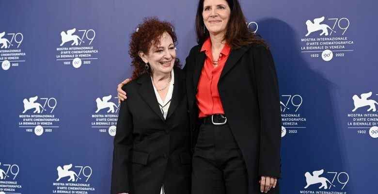 VENICE, ITALY - SEPTEMBER 03: Nan Goldin and director Laura Poitras attend the photocall for "All The Beauty And The Bloodshed" at the 79th Venice International Film Festival on September 03, 2022 in Venice, Italy. (Photo by Kate Green/Getty Images)