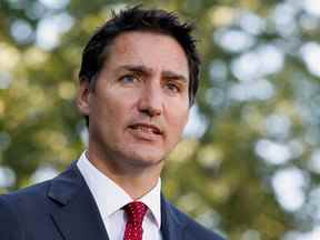 Le premier ministre Justin Trudeau a annoncé mardi des mesures de 4,5 milliards de dollars destinées à soulager l'inflation élevée des familles à faible revenu.