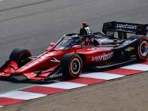 Le pilote de l'équipe Penske Will Power (12 ans) est vu pendant le Grand Prix de Monterey au WeatherTech Raceway Laguna Seca.
