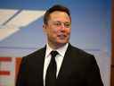 Elon Musk au lancement de la fusée et de l'équipage SpaceX Falcon-9 2022.