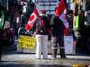 Des manifestants du Freedom Convoy au centre-ville d'Ottawa en février 2022.