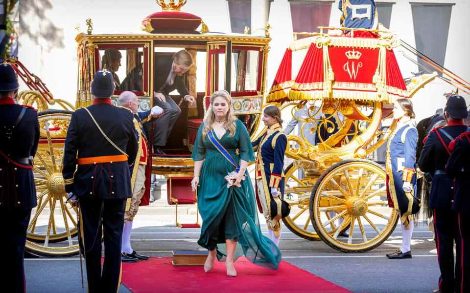 La princesse Amalia arrive au Théâtre royal pour l'ouverture de l'année parlementaire en septembre à La Haye - P van Katwijk/ Getty Images Europe