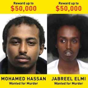 Mohamed Hassan, 22 ans, et Jabreel Elmi, 28 ans, sont recherchés pour des meurtres distincts en 2021 à Toronto.