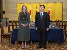 Mélanie Joly pousse les liens GNL au Japon et en Corée du Sud, au milieu des missiles nord-coréens