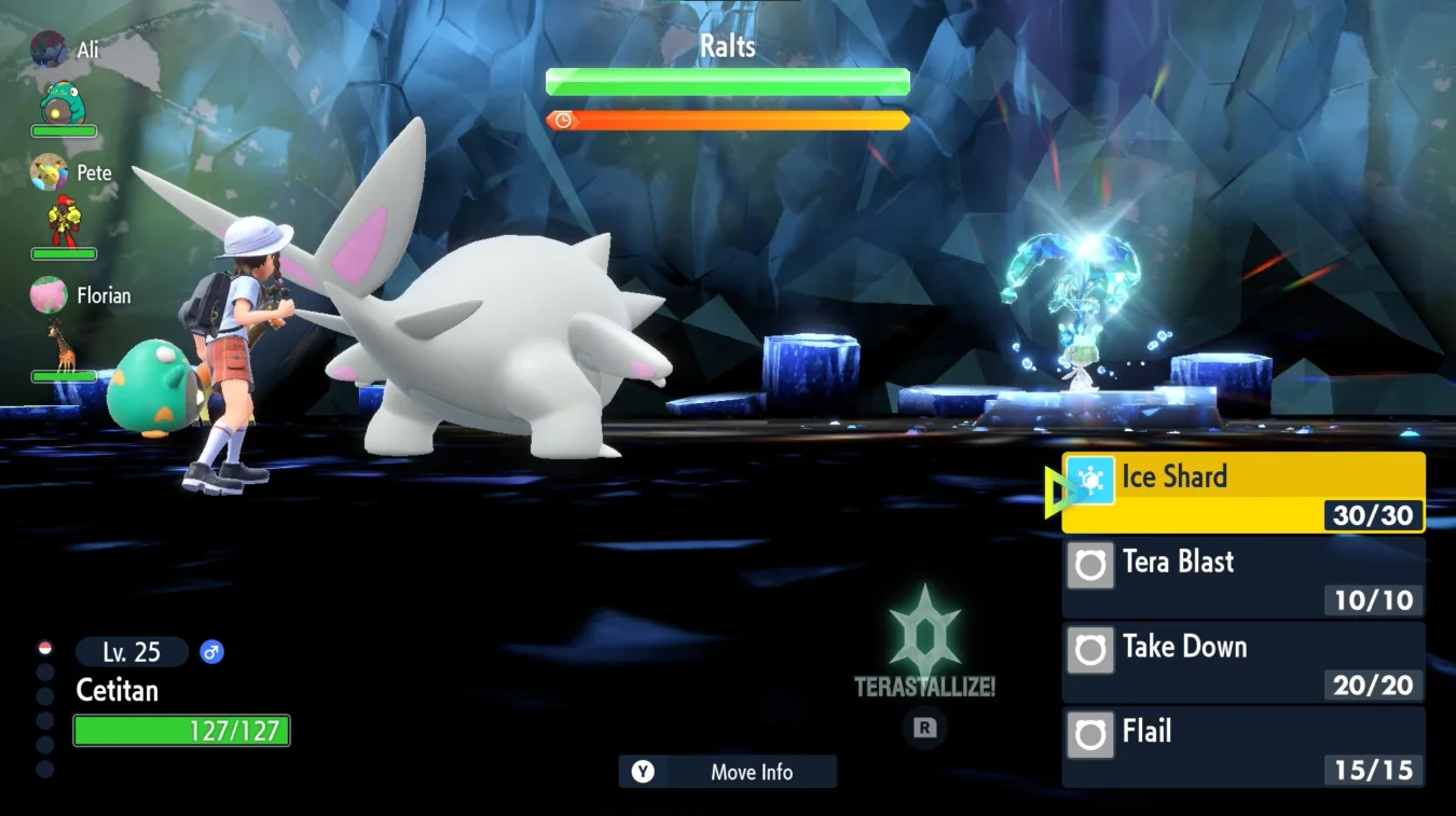 Dans les batailles de raid, vous pouvez vous battre avec jusqu'à quatre amis pour éliminer les Pokémon terastallisés.