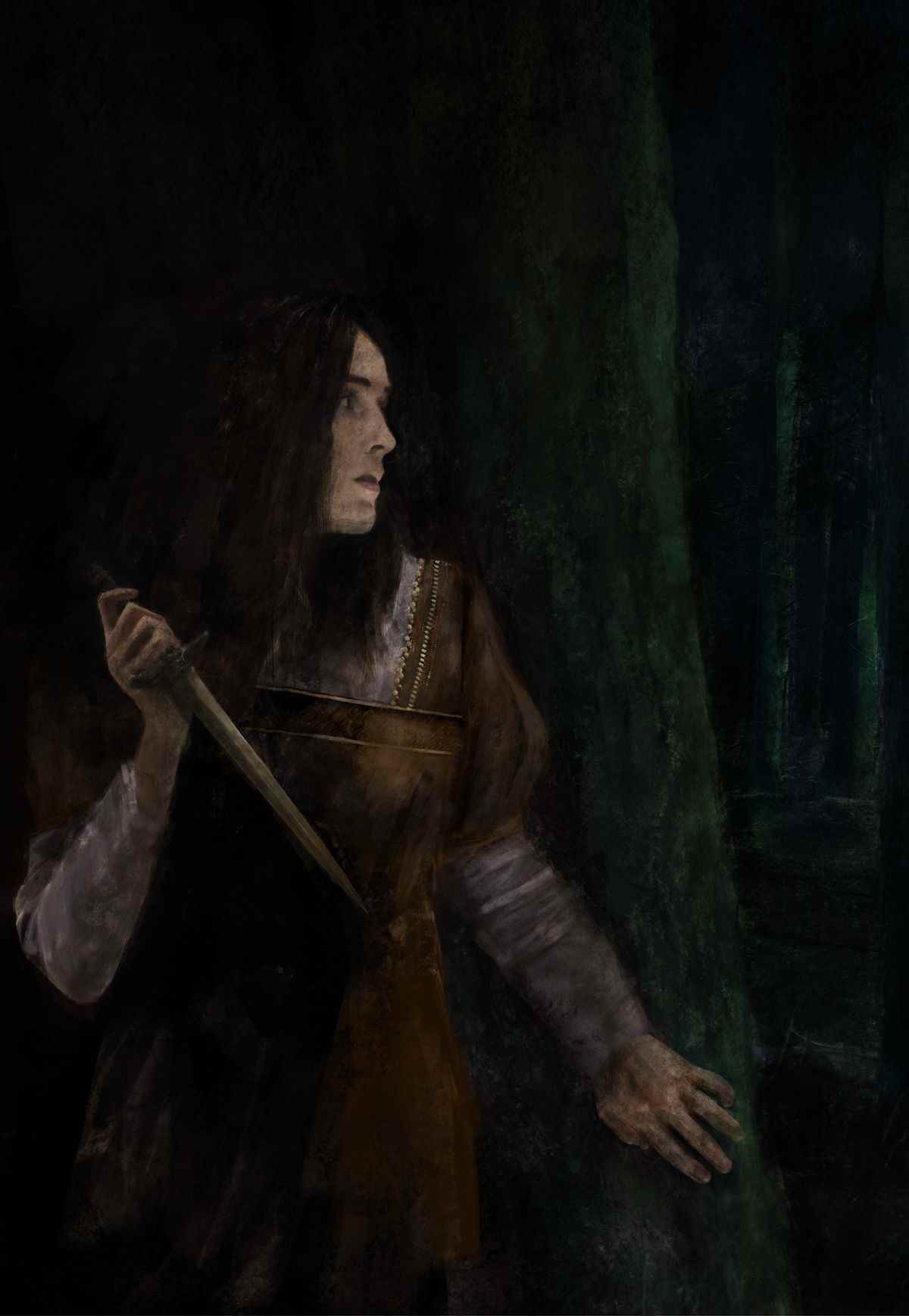 Dans un bois faiblement éclairé, une femme tient une dague sur sa poitrine, cachée derrière un arbre.  L'obscurité est vide et ses yeux sont silencieux.