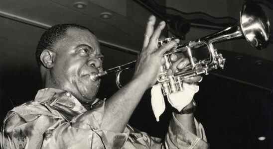 Dans 'Black & Blues', le réalisateur Sacha Jenkins dépeint la légende de Louis Armstrong et corrige le record le plus populaire doit être lu