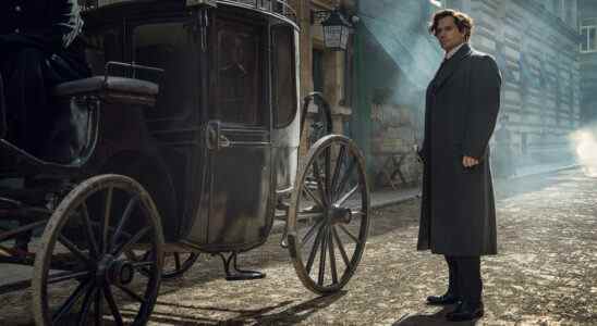 Henry Cavill explique la "clé" de sa performance de Sherlock dans la franchise Enola Holmes [Exclusive]