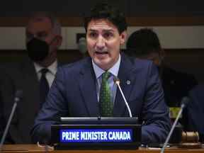 Le Premier ministre Justin Trudeau prend la parole lors d'une réunion du Groupe consultatif ad hoc et des partenaires des Caraïbes sur la situation en Haïti aux Nations Unies à New York, le 21 septembre 2022.