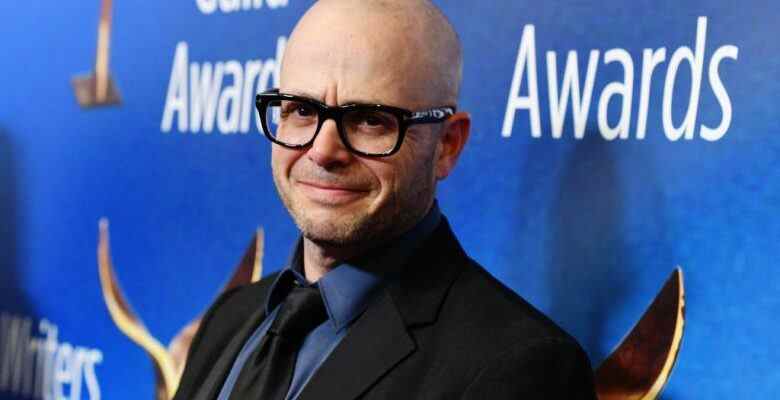 BEVERLY HILLS, CALIFORNIA - FEBRUARY 01: Damon Lindelof attends the 2020 Writers Guild Awards West Coast Ceremony at The Beverly Hilton Hotel on February 01, 2020 in Beverly Hills, California. (Photo by Charley Gallay/Getty Images for WGAW)