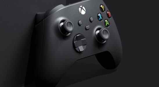 Obtenez une Xbox Series X avec une manette supplémentaire à un prix avantageux