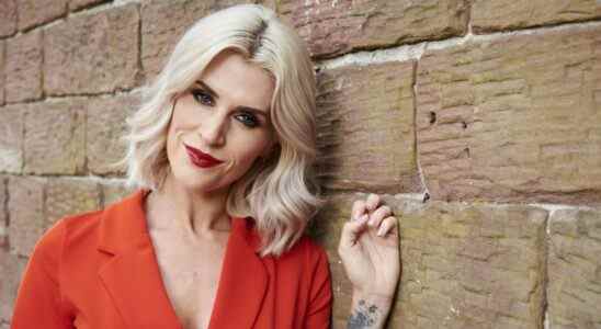 Sarah Jayne Dunn appelle Hollyoaks au double standard