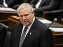 Le premier ministre de l'Ontario, Doug Ford, prend la parole à l'intérieur de l'Assemblée législative à Toronto le 14 septembre 2022. 